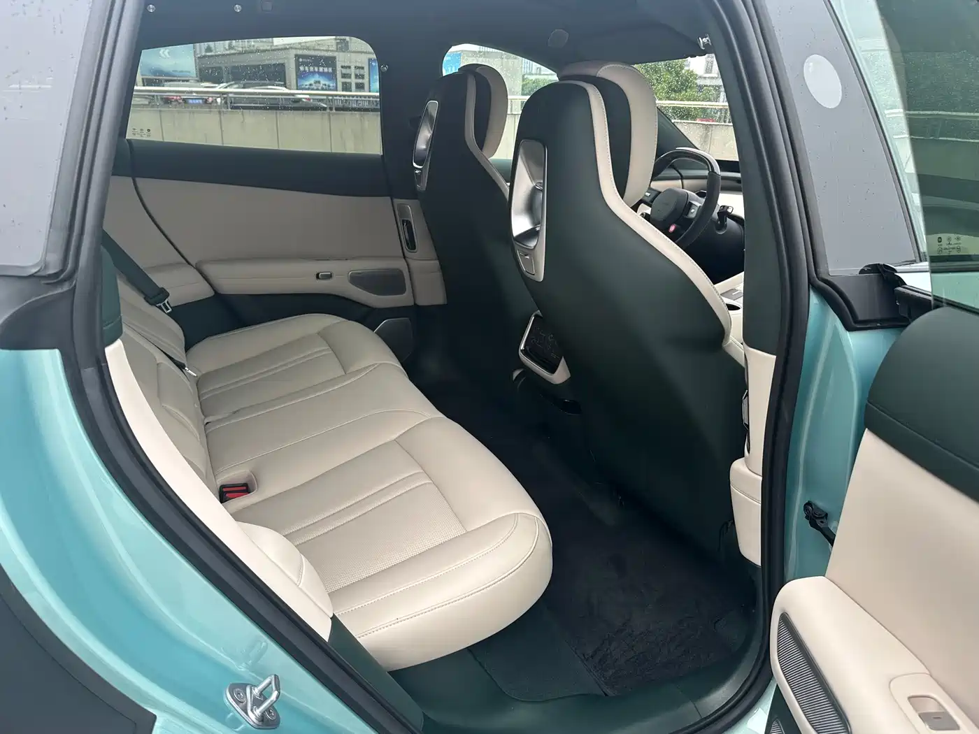 Xiaomi Auto Xiaomi YU7 2025 Ultra Long Range High Performance AWD Max Edition фото 7