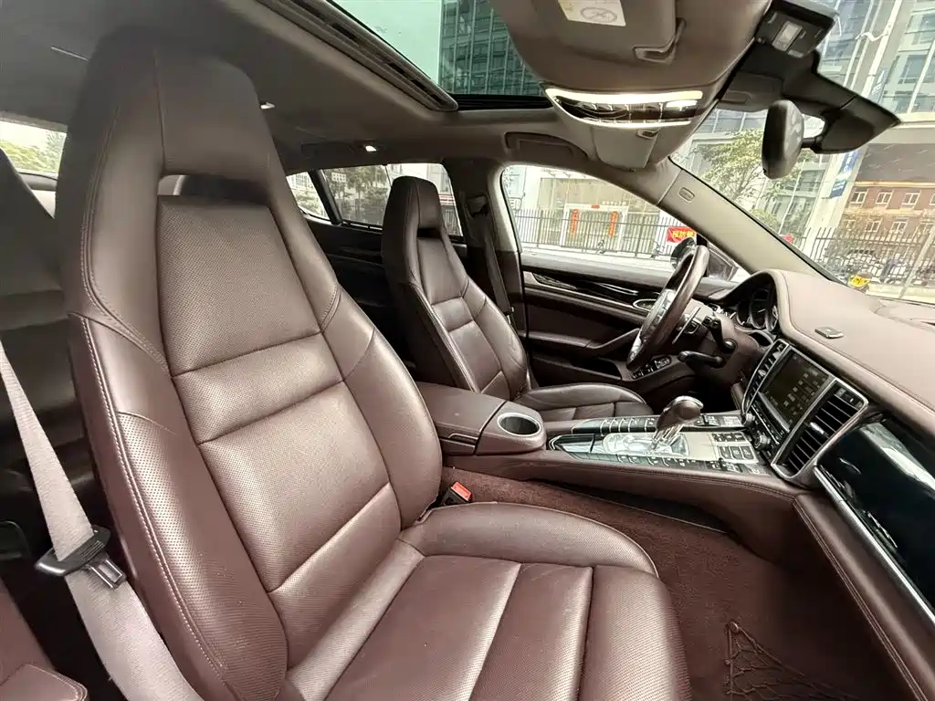 Porsche Panamera 2014 Panamera Executive 3.0T фото 11