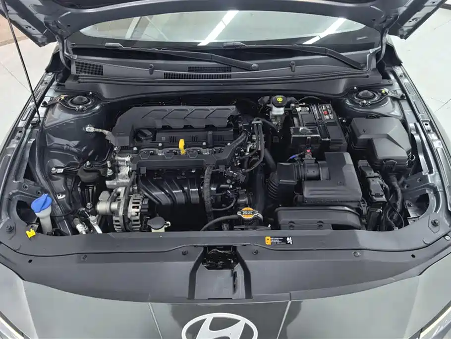 Hyundai Elantra 2023 1.5L CVT GLX Elite Edition фото 10