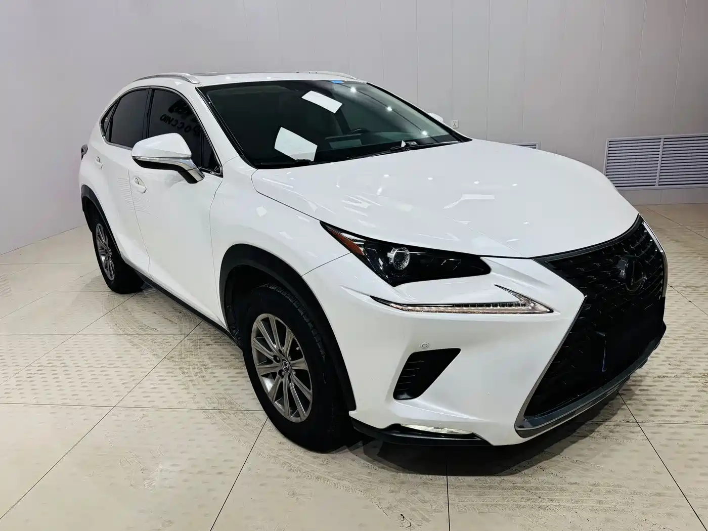 LEXUS NX