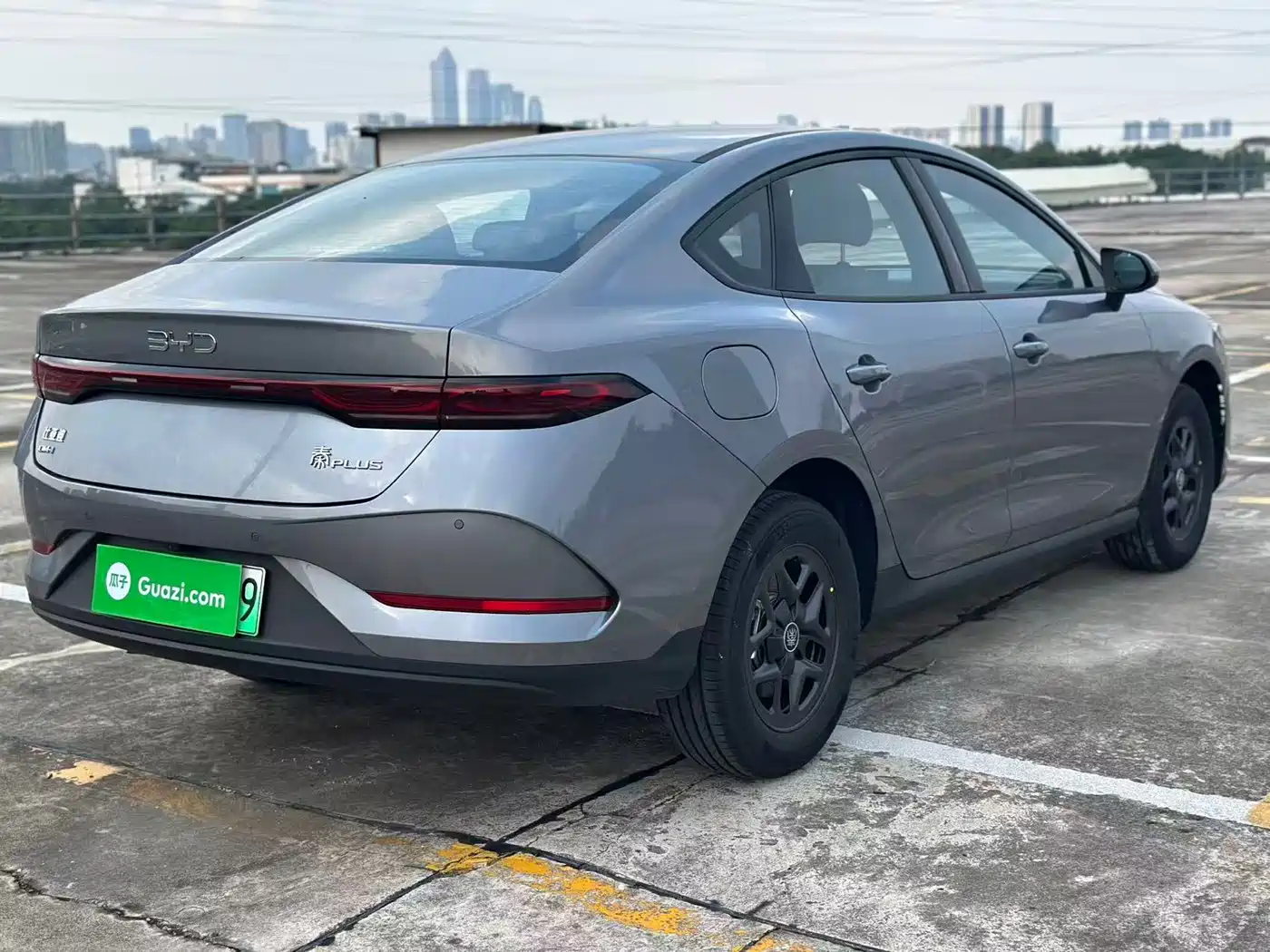 BYD Qin PLUS 2026 DM-i 128KM Progressive фото 5