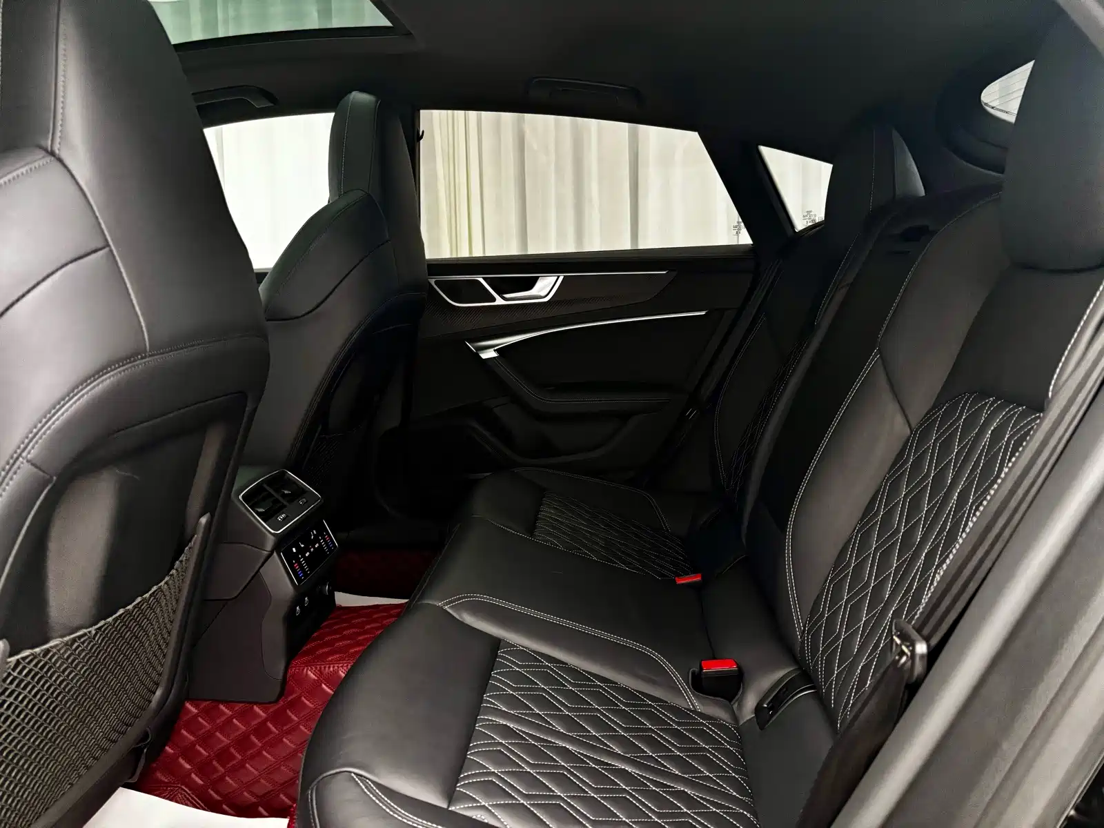 Photo 11 - Audi A7