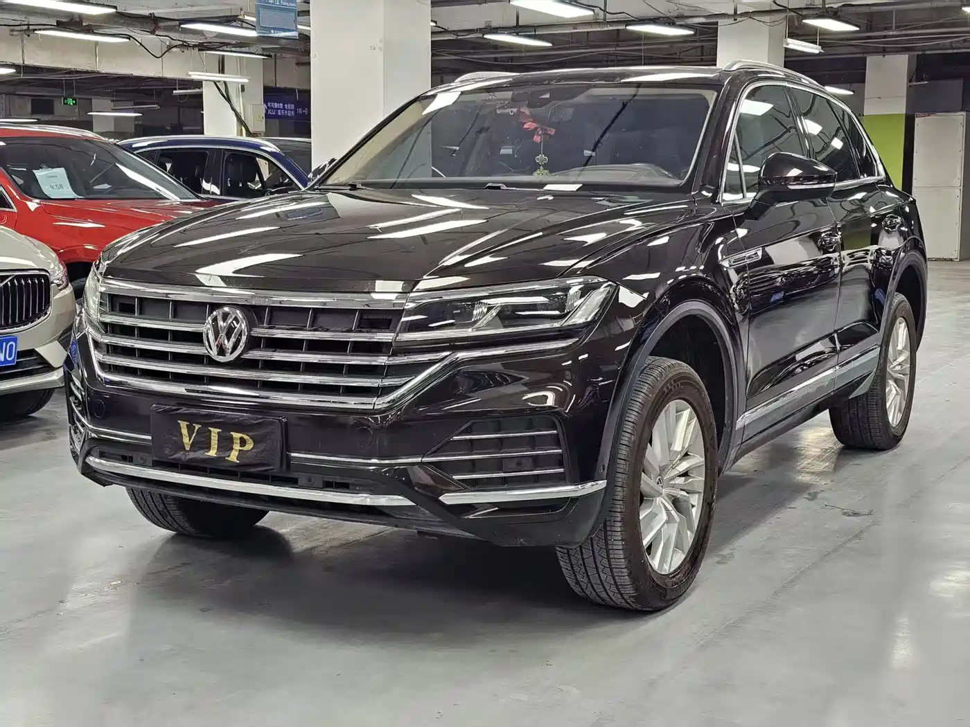 Volkswagen Touareg 2019 2.0TSI Sharp Wing Edition China V