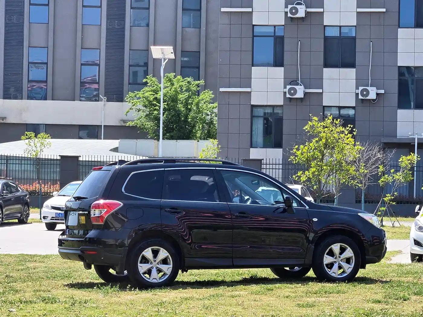 Subaru Forester 2014 2.5i Automatic Elite Edition фото 7