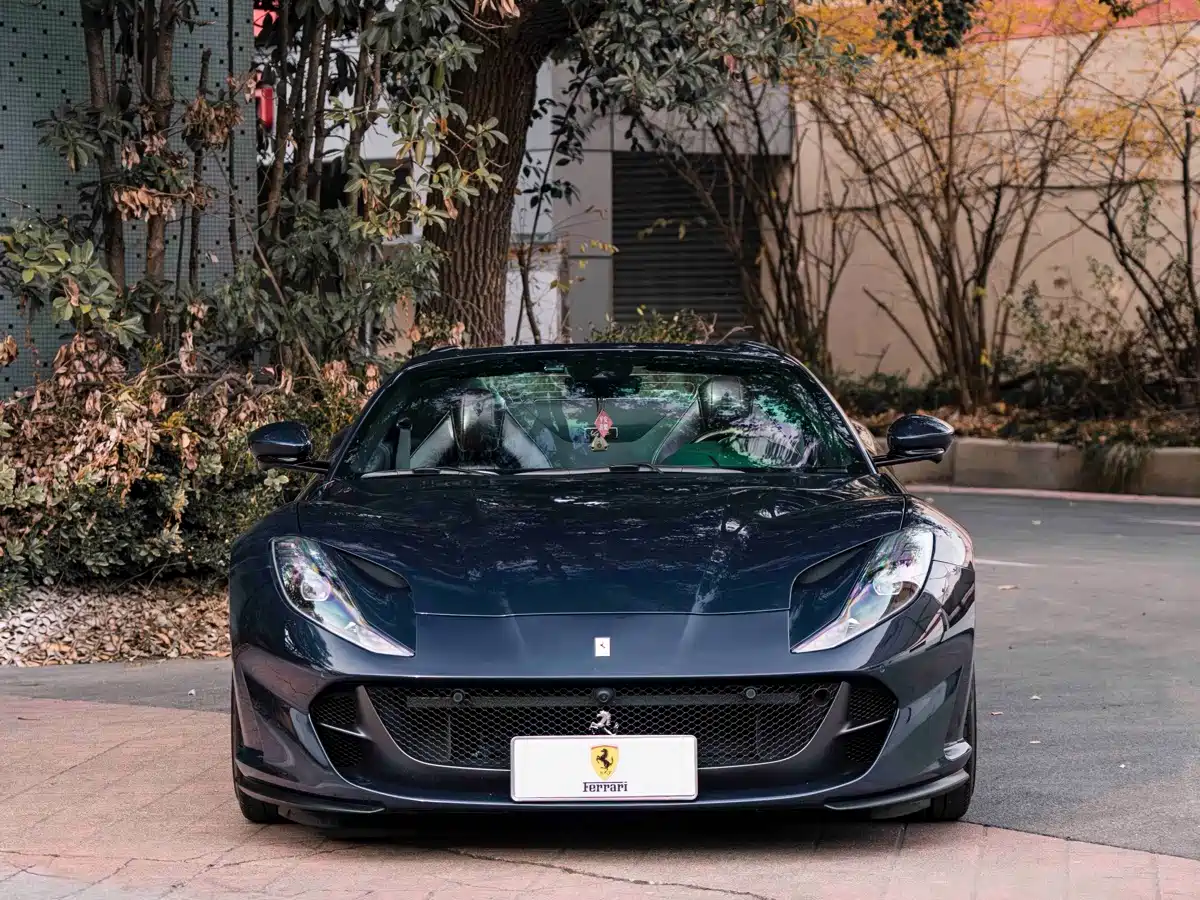 2023 Ferrari 812