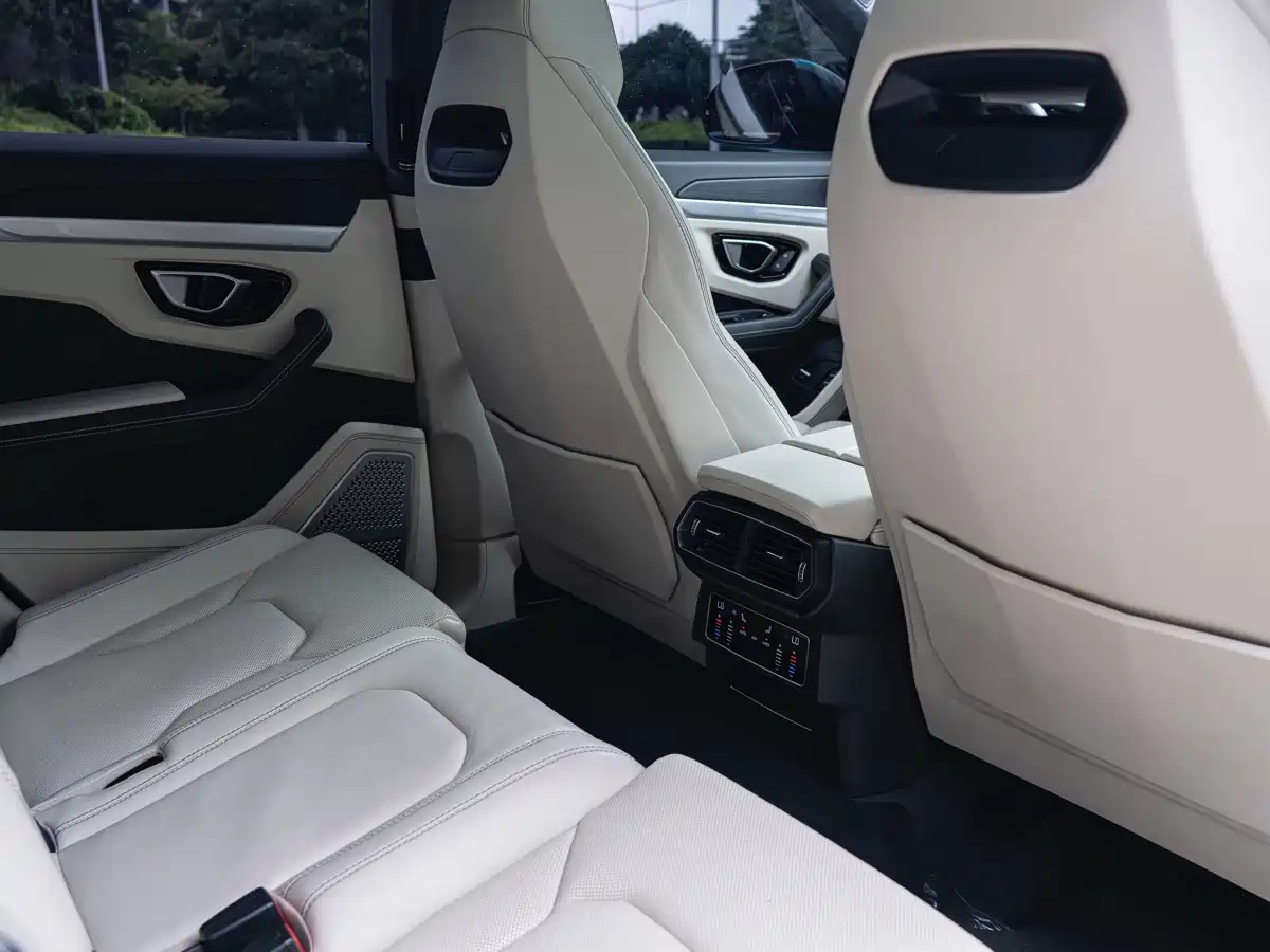 Lamborghini Urus 2019 2018 4.0T V8