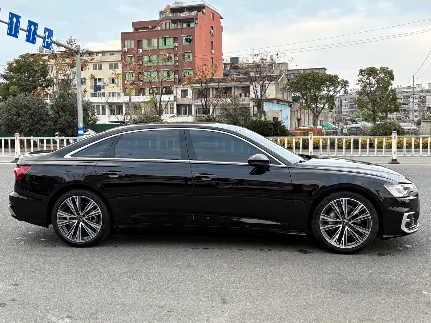 Audi A6L 2024 45 TFSI Premium Dynamic фото 4