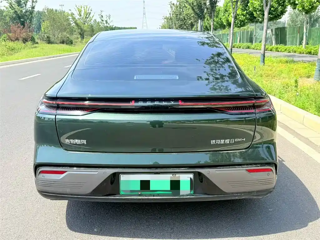 Geely Galaxy Galaxy Xingyao 8 2025 130km EM-i Premium Edition фото 8