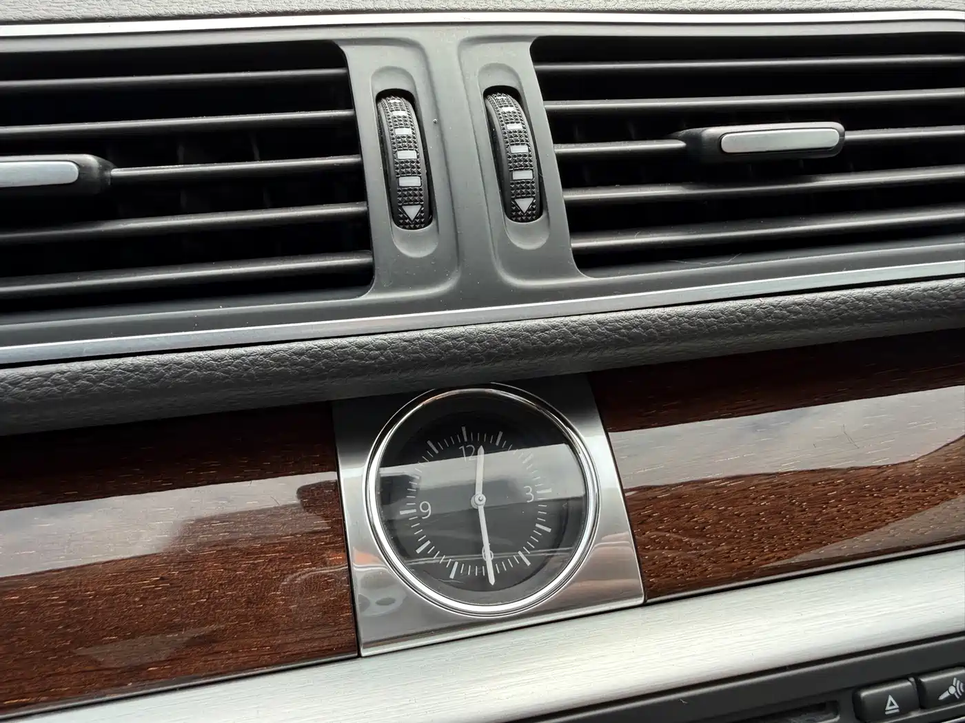 Volkswagen Magotan 2012 3.0FSI Flagship фото 28
