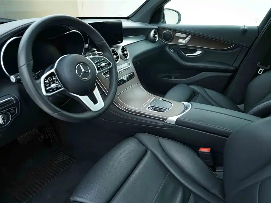Mercedes-Benz GLC 2020 GLC 300 L 4MATIC Dynamic фото 9