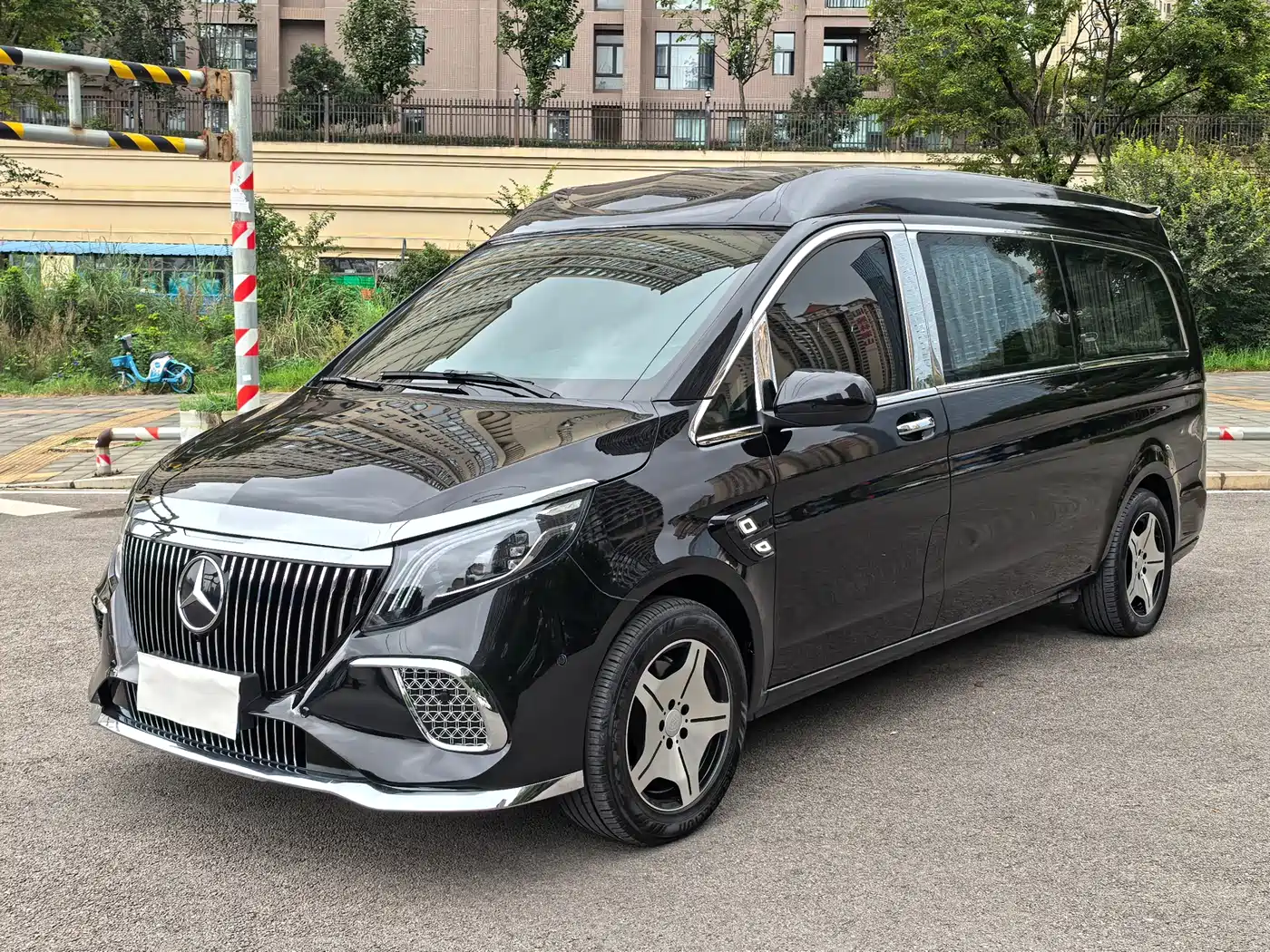 Mercedes-Benz Vito 2018 2.0T Elite Edition 7-Seater China V