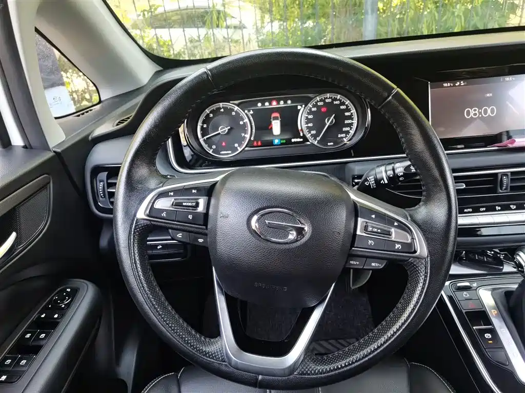GAC Trumpchi Trumpchi M6 2019 270T DCT Premium Edition (6-seater) (China VI) фото 3