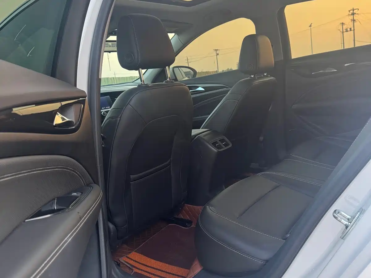 BUICK REGAL