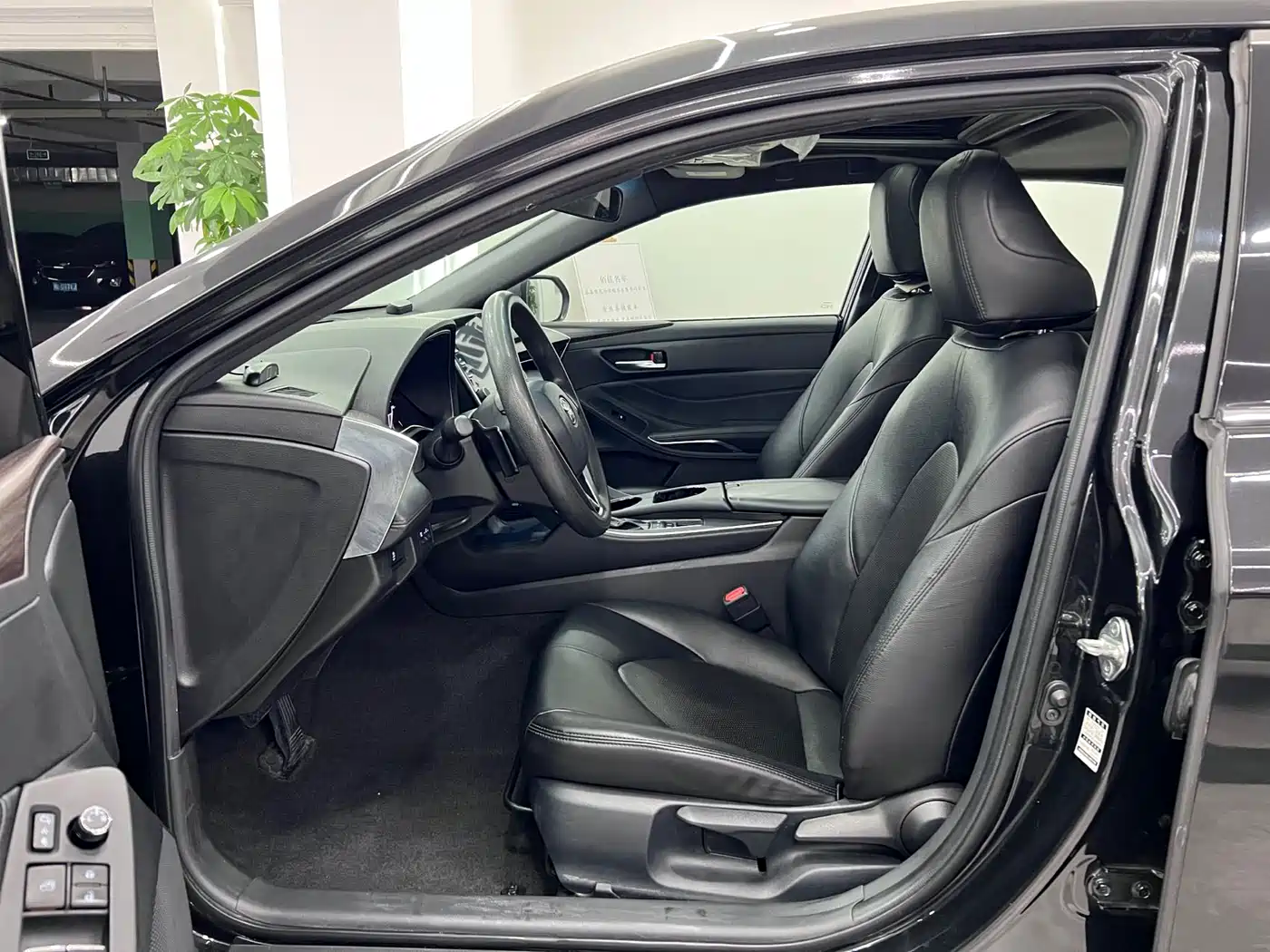 Toyota Avalon 2019 2.5L Progressive Edition China V фото 9