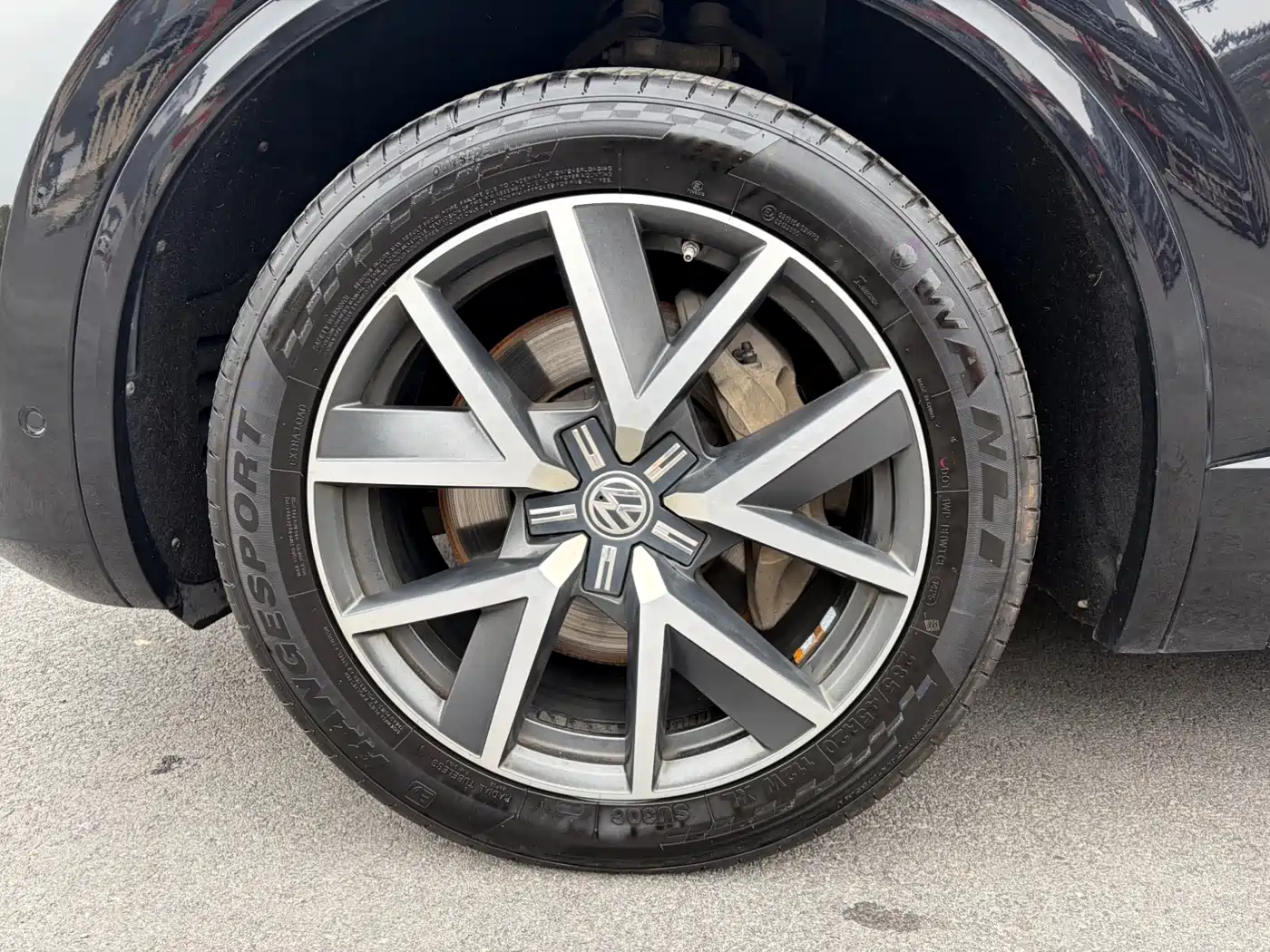 Volkswagen Touareg 2019 3.0TSI Sharp Edge Edition China VI фото 11