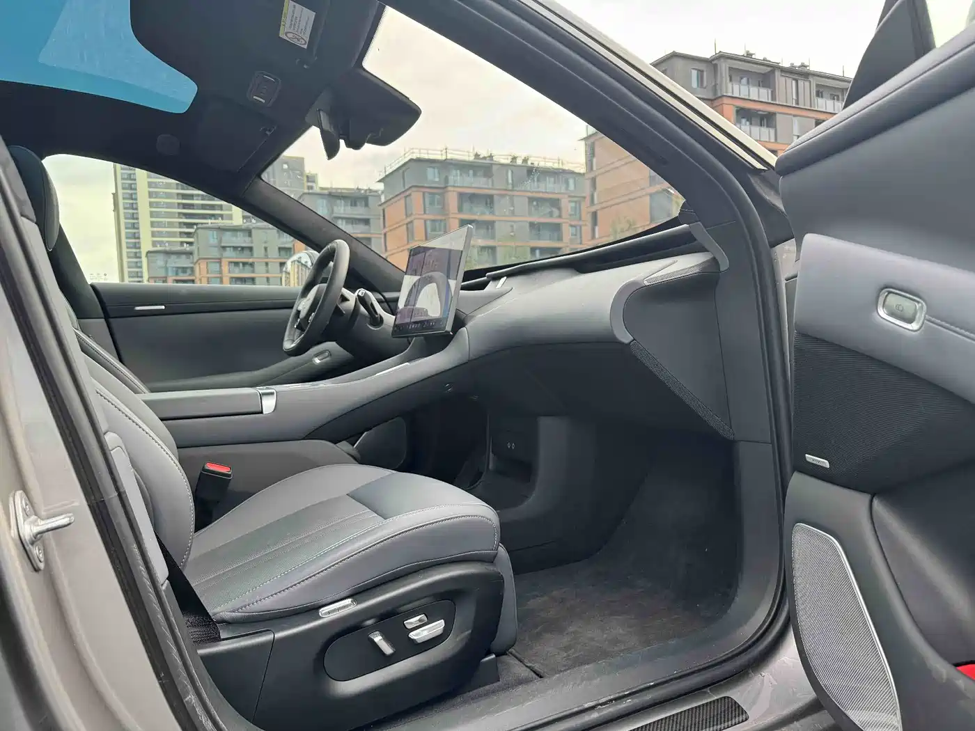 Xiaomi Auto Xiaomi YU7 2025 Ultra Long Range High Performance AWD Max Edition фото 6