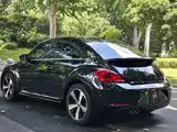 Photo 6 - Volkswagen Beetle