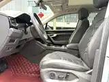 Фото 5 - Volkswagen Touareg