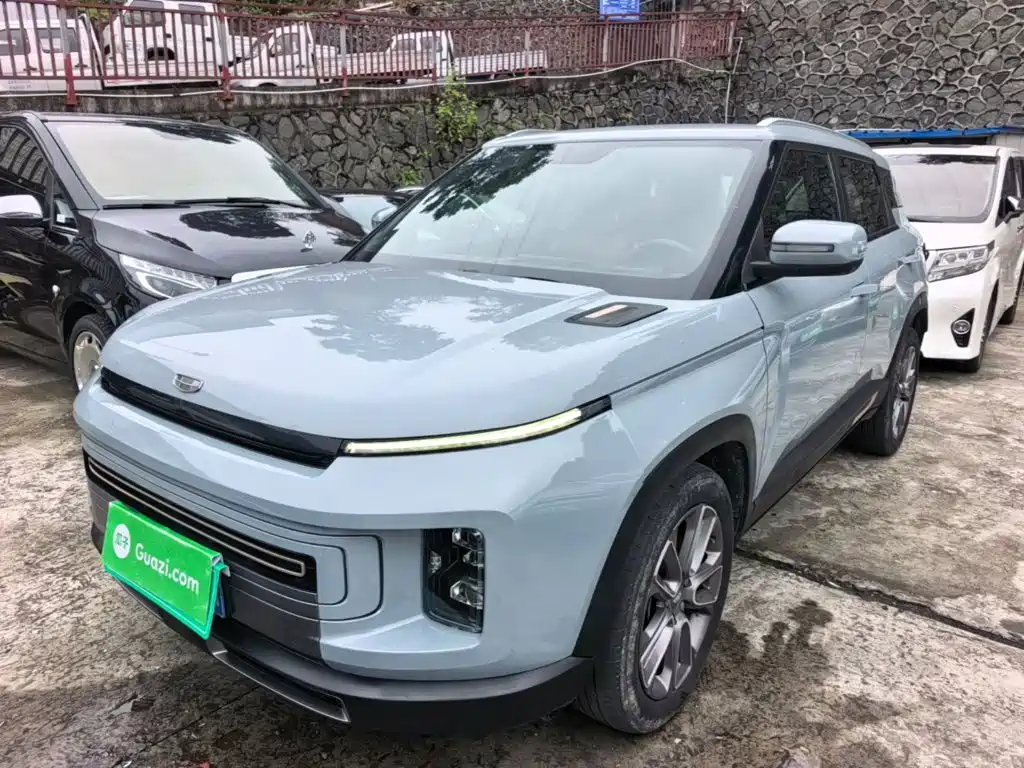 Фото 1 - Geely ICON