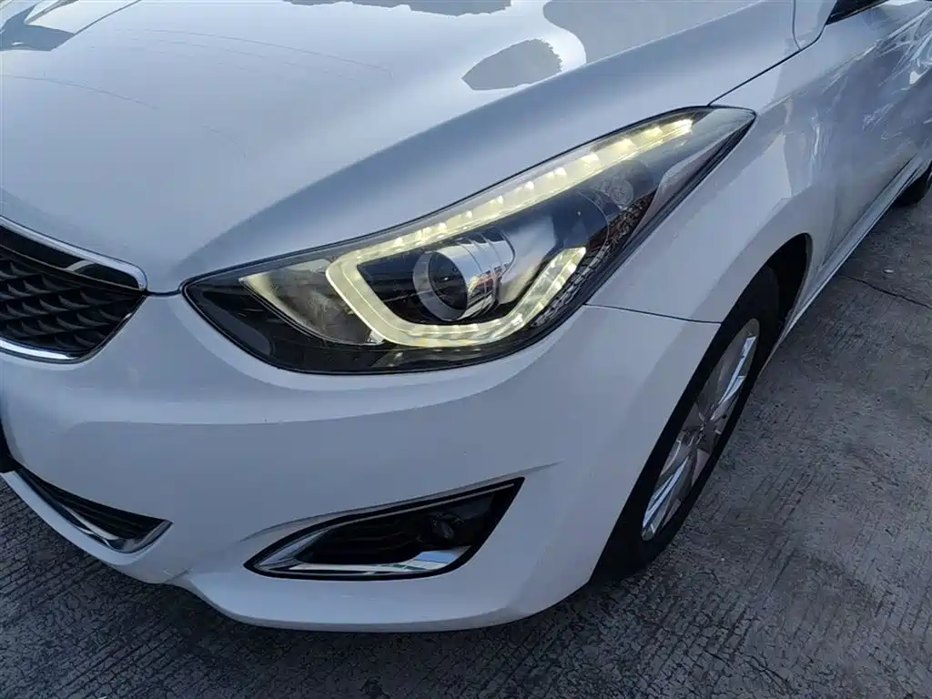 Hyundai Langdong 2016 1.6L Automatic Premium Edition фото 24