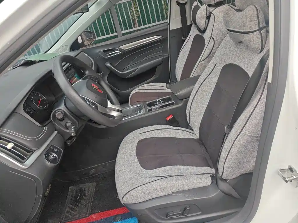 Roewe i6 2019 2020 PLUS 1.6L CVT 4G Connected Glory Flagship Edition
