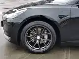 Фото 3 - Tesla Model 3