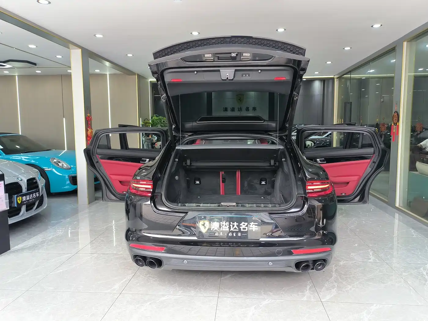 Porsche Panamera 2019 Panamera 4 Executive Long Wheelbase 2.9T фото 12