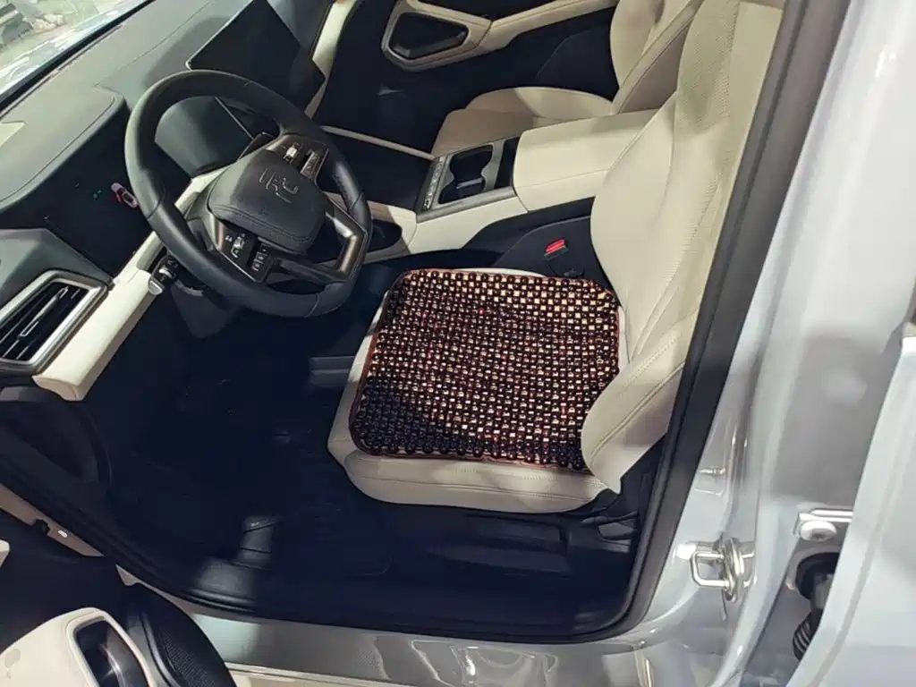 BYD Yuan UP 2026 2025 Smart Drive Edition 401KM Vitality Version