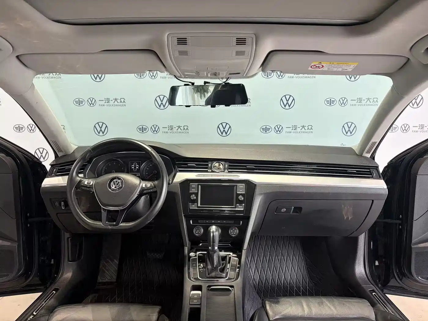 Volkswagen Magotan 2018 330TSI DSG Leading фото 7