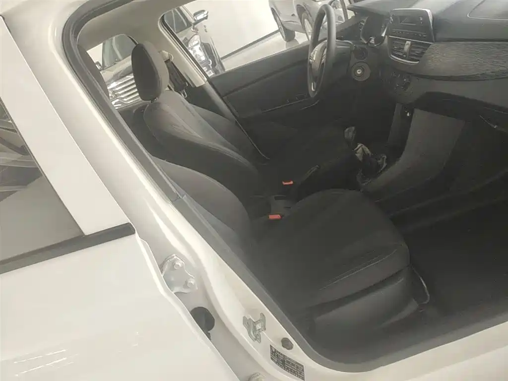 Baojun 310 2018 2016 1.2L Manual Comfort Model