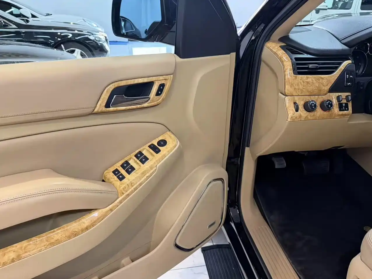 Daolangge GMC Yukon 2018 2016 Model 5.3L XL Luxury Premium Extended 4WD