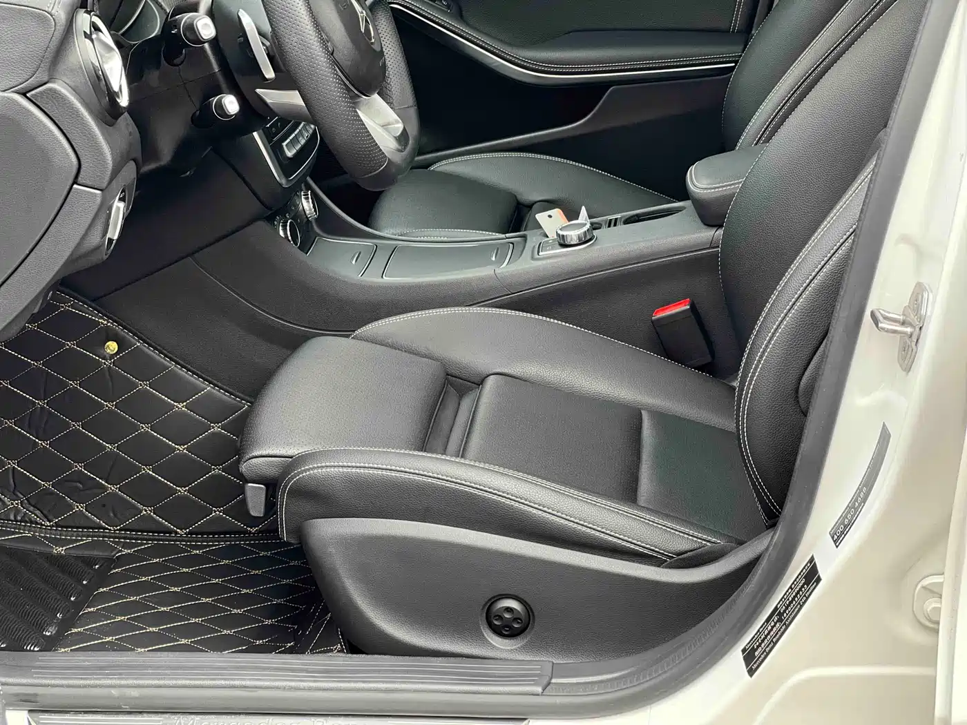 Mercedes-Benz GLA 2019 GLA 200 Fashion фото 11