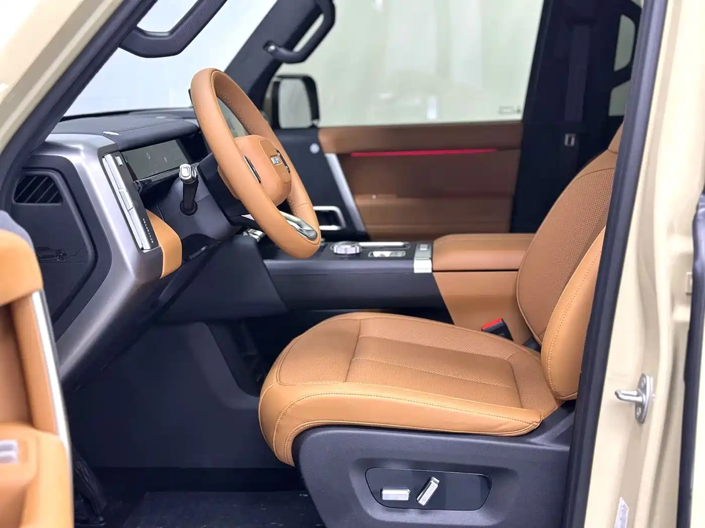 iCAR V27 2026 2026 200KM AWD Falcon 500