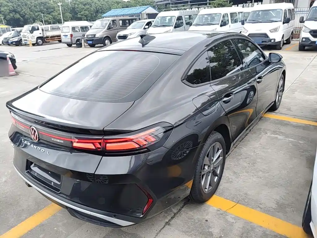 Volkswagen Lamando 2026 2025 Model Lamando L 1.5T Base Version