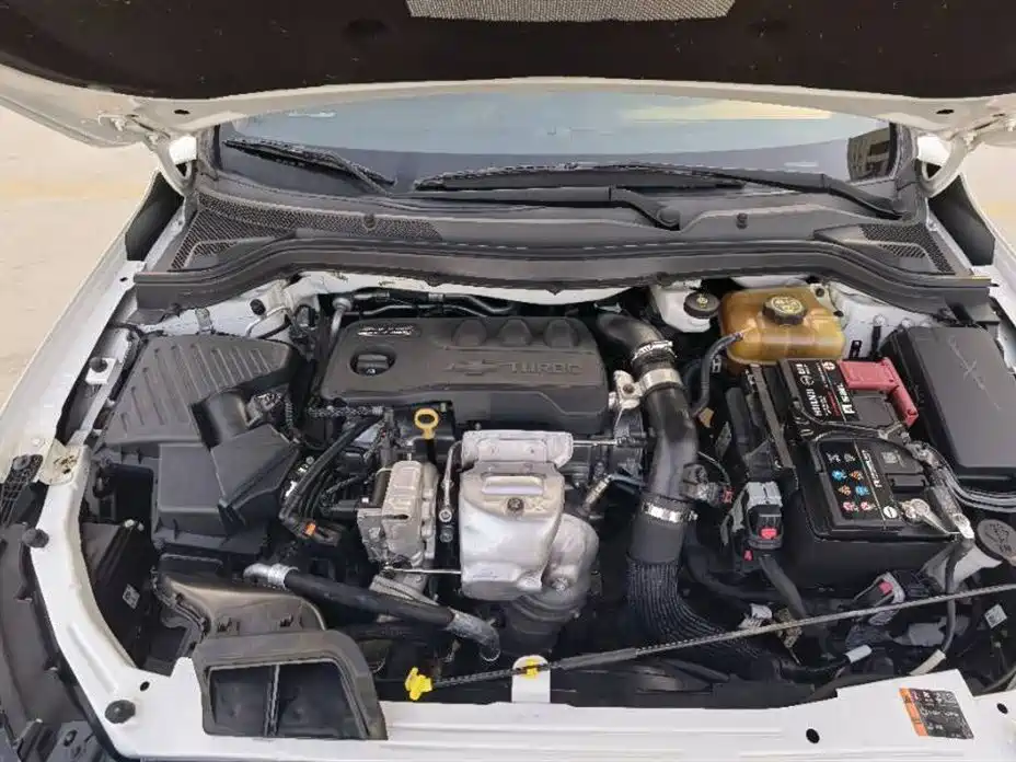 Chevrolet Monza 2019 RS 330T Auto Smooth Edition China VI фото 6