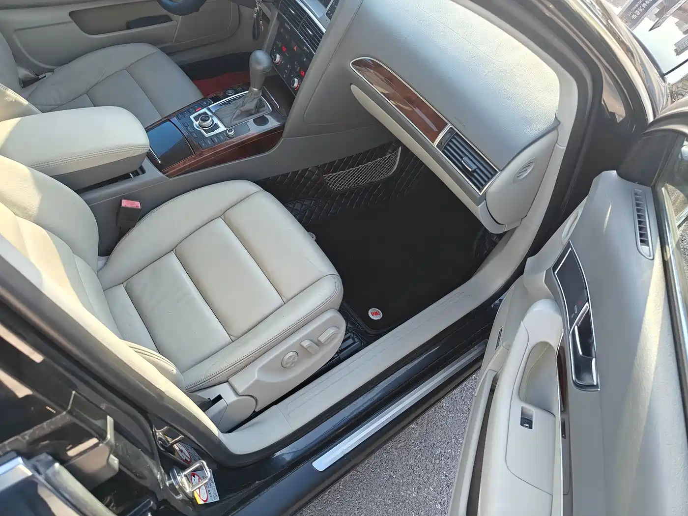 Audi A6L 2011 2011 Model 2.8 FSI Comfort