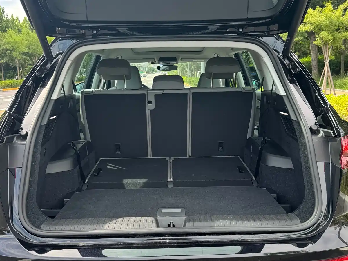 Audi Q5 e-tron 2024 2023 40 e-tron Starlight Edition Brocade Package