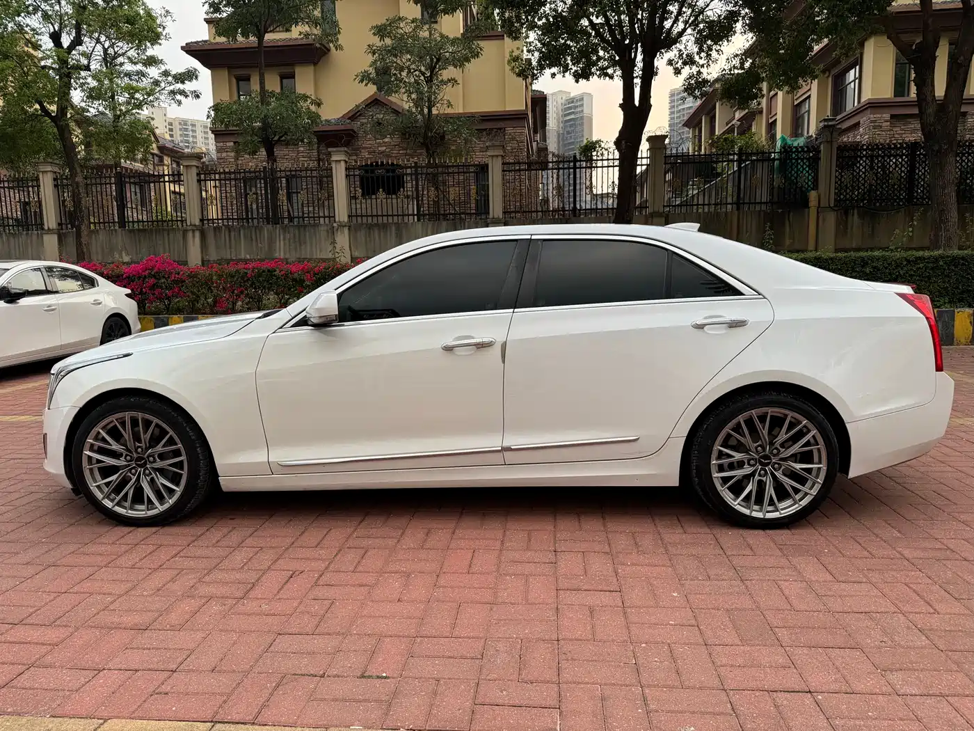 Cadillac ATS-L 2017 28T Fashion фото 4