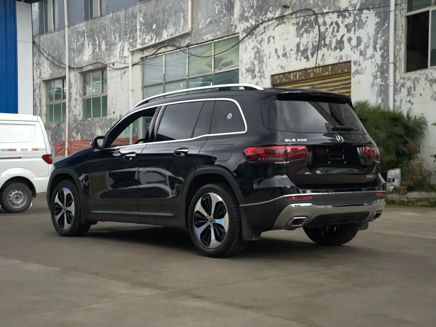 Mercedes-Benz GLB 2022 Model GLB 200 Fashion Edition фото 10