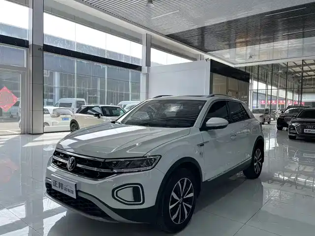 VOLKSWAGEN T ROC EXPLORING SONGS