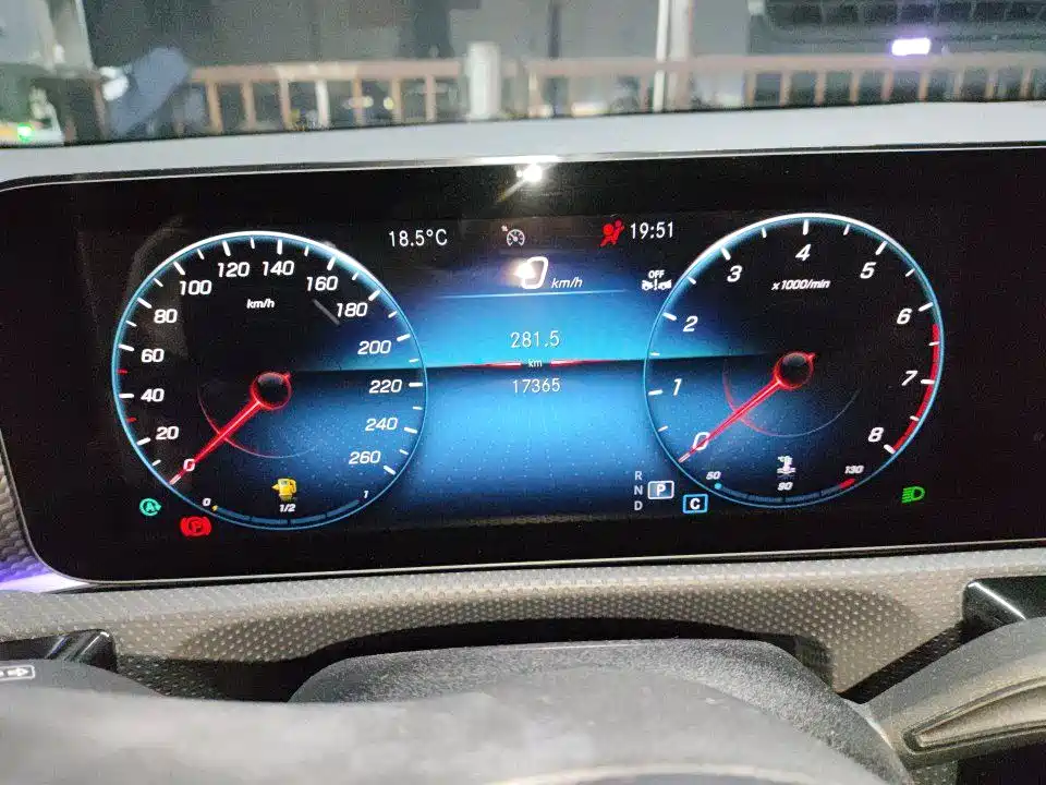 Mercedes-Benz A-Class 2023 A 200 L Fashion фото 13