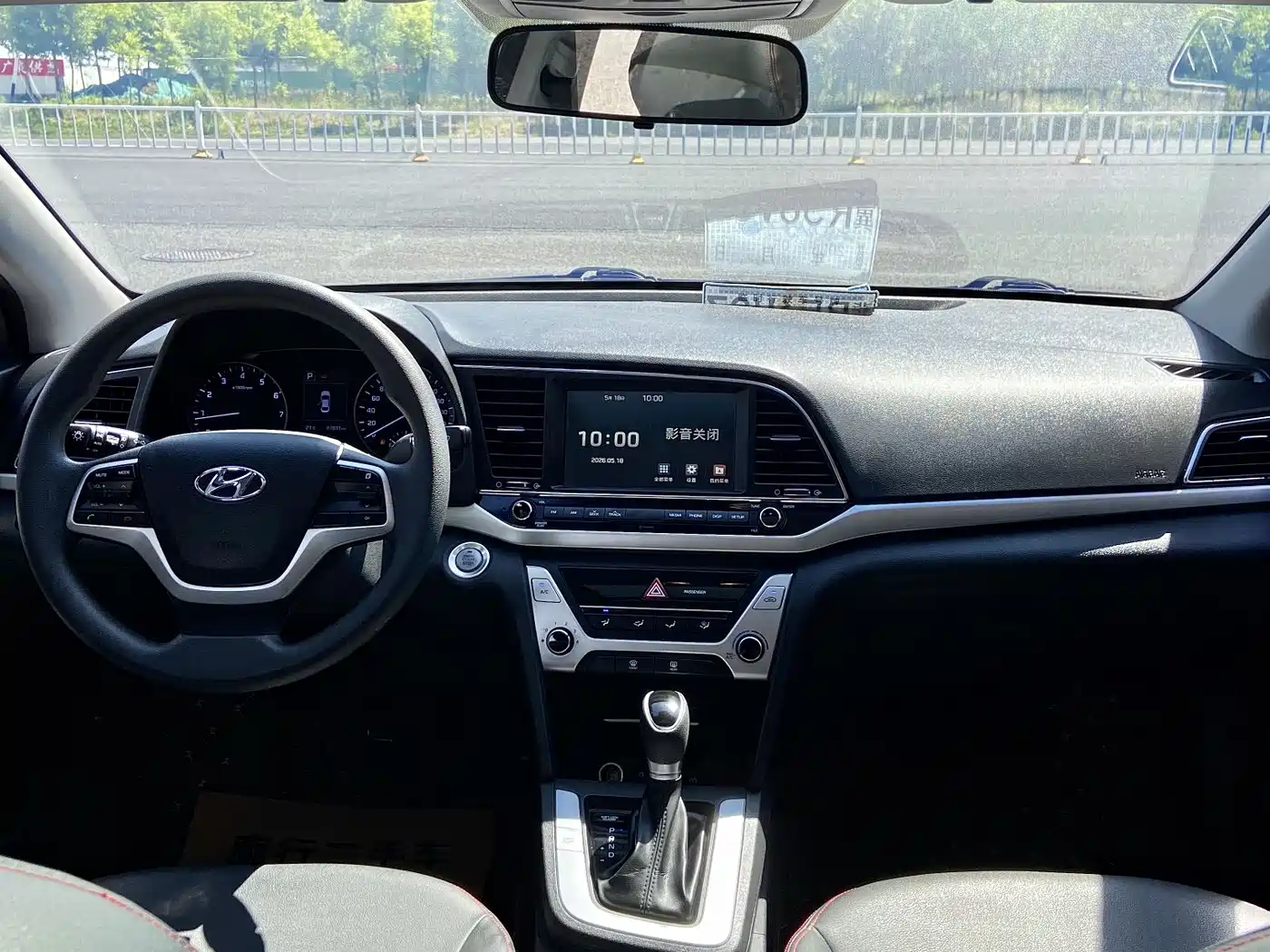 Hyundai Elantra 2016 Model 1.6L Automatic Smart Elite фото 6