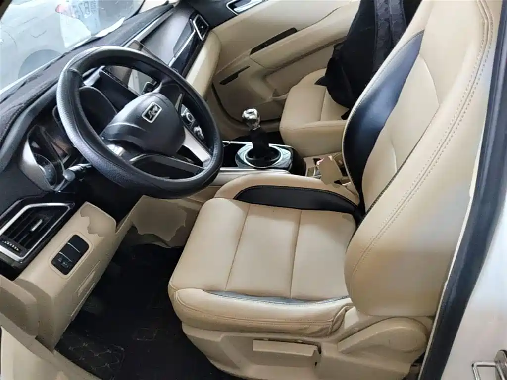 Zotye Damai X5 2017 2017 Value Edition 1.6L Manual Comfort