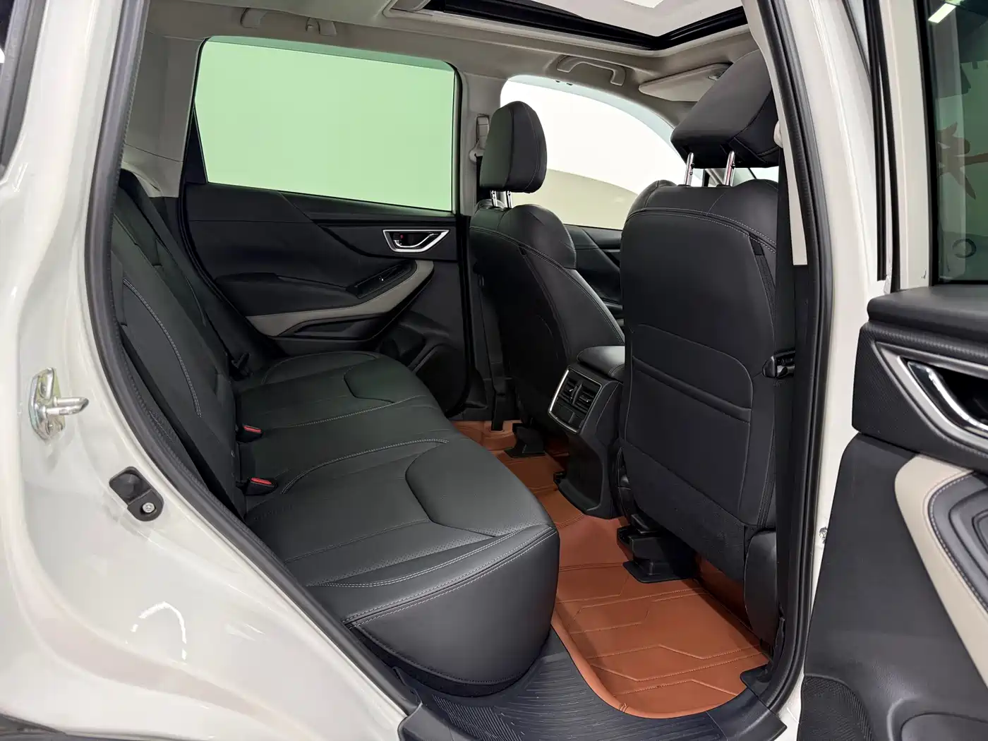 Subaru Forester 2022 2.0i AWD Luxury Edition with EyeSight фото 14