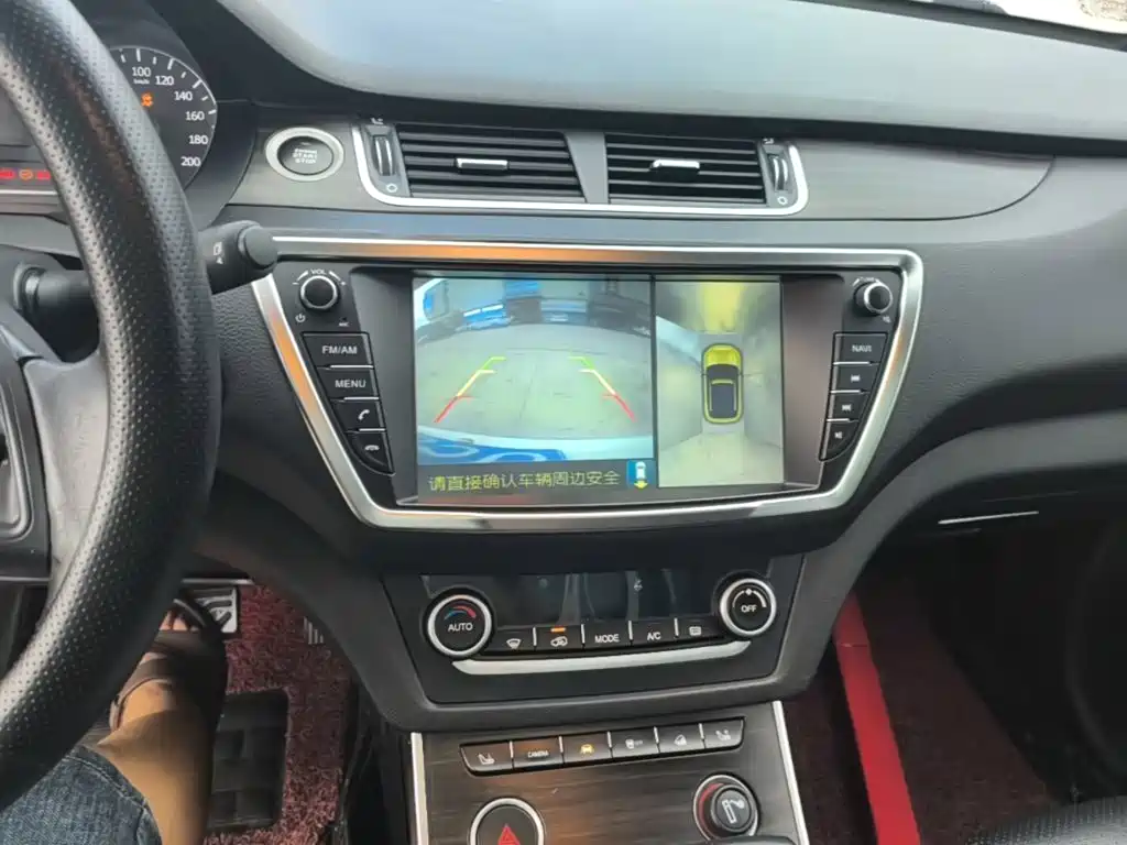 Landwind X7 2016 2015 2.0T Panorama Premium