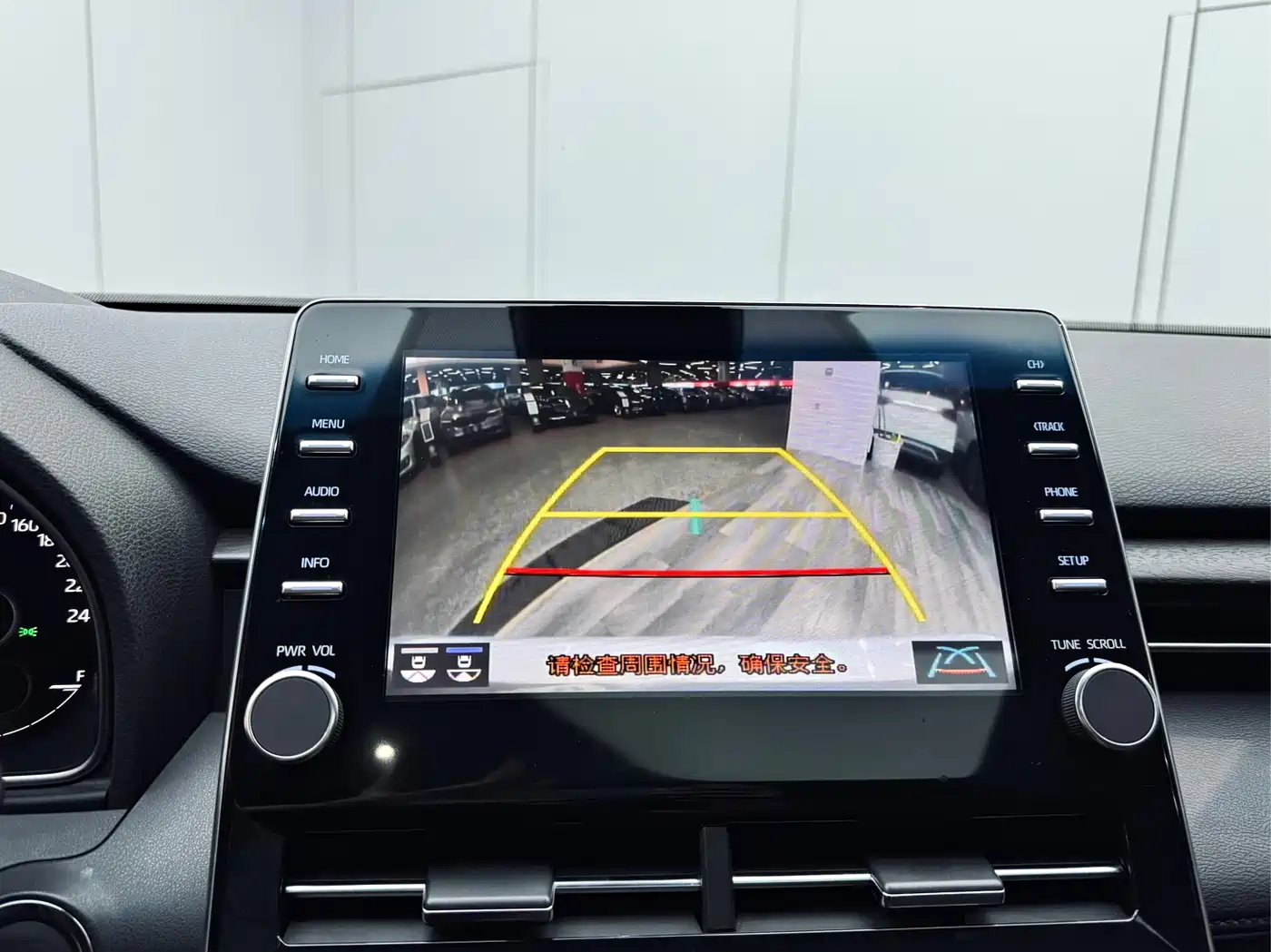 Toyota Avalon 2021 2.5L Luxury Edition фото 20