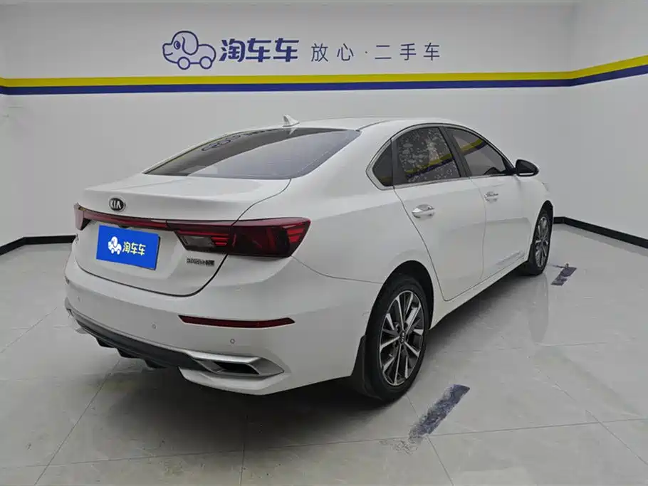 Kia K3 2021 1.5L CVT Fashion Edition фото 3