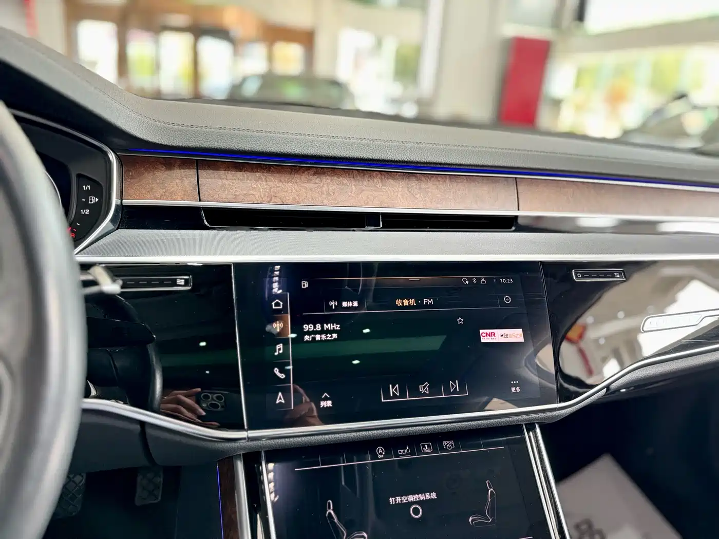 Audi A8 2018 A8L 55 TFSI quattro Launch Premium фото 9