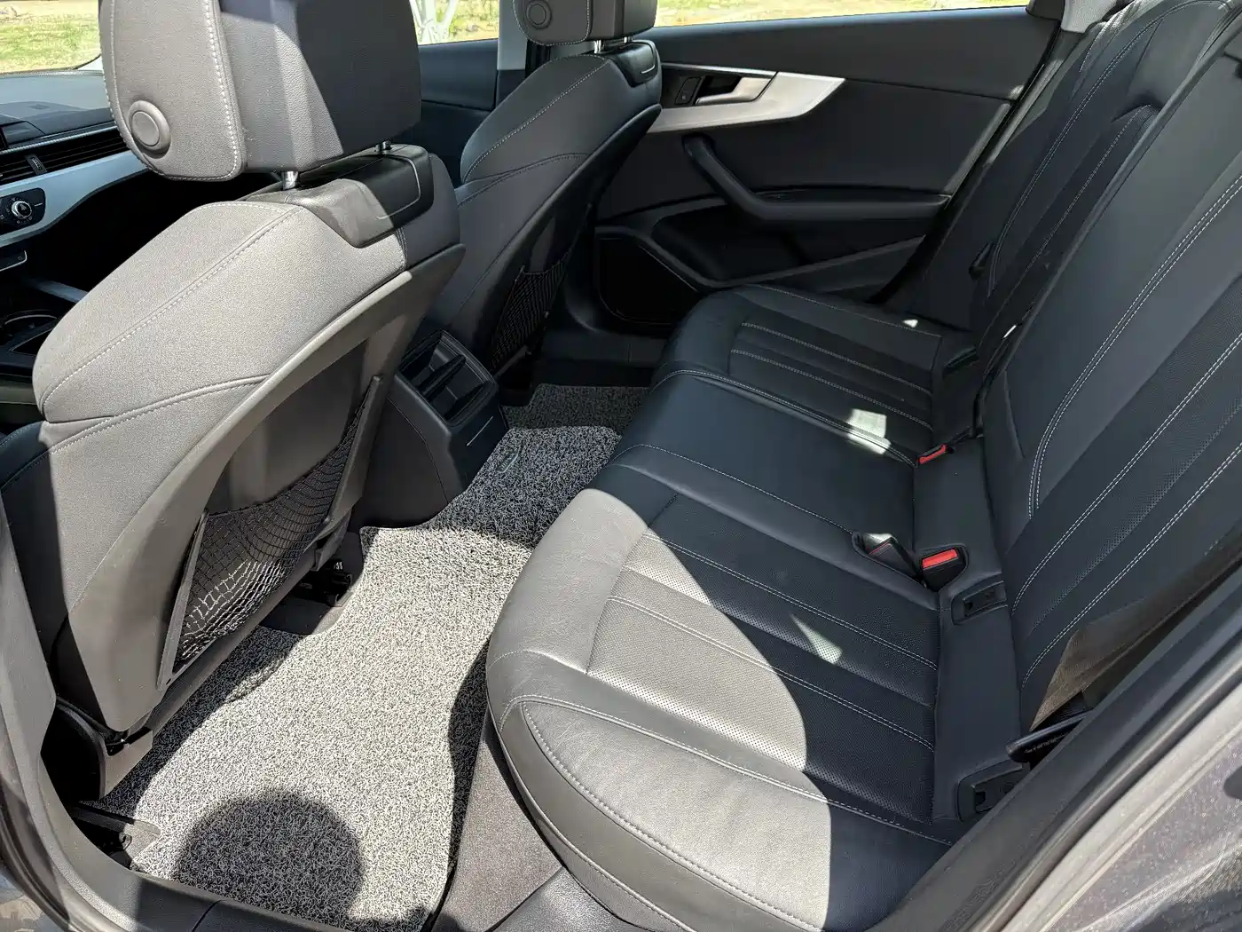 Audi A4L 2020 40 TFSI Fashion Dynamic Edition фото 6