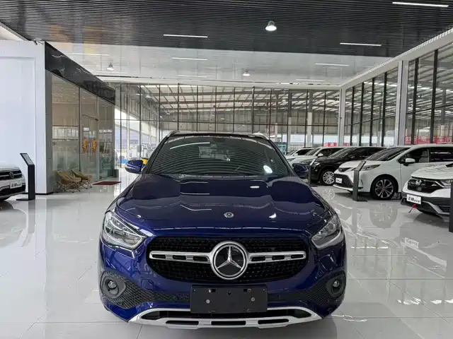 Mercedes-Benz GLA 2020 GLA 180 — фото 2